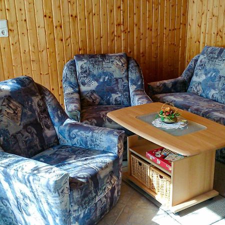 Bungalow am Waldrand Barth Bagian luar foto
